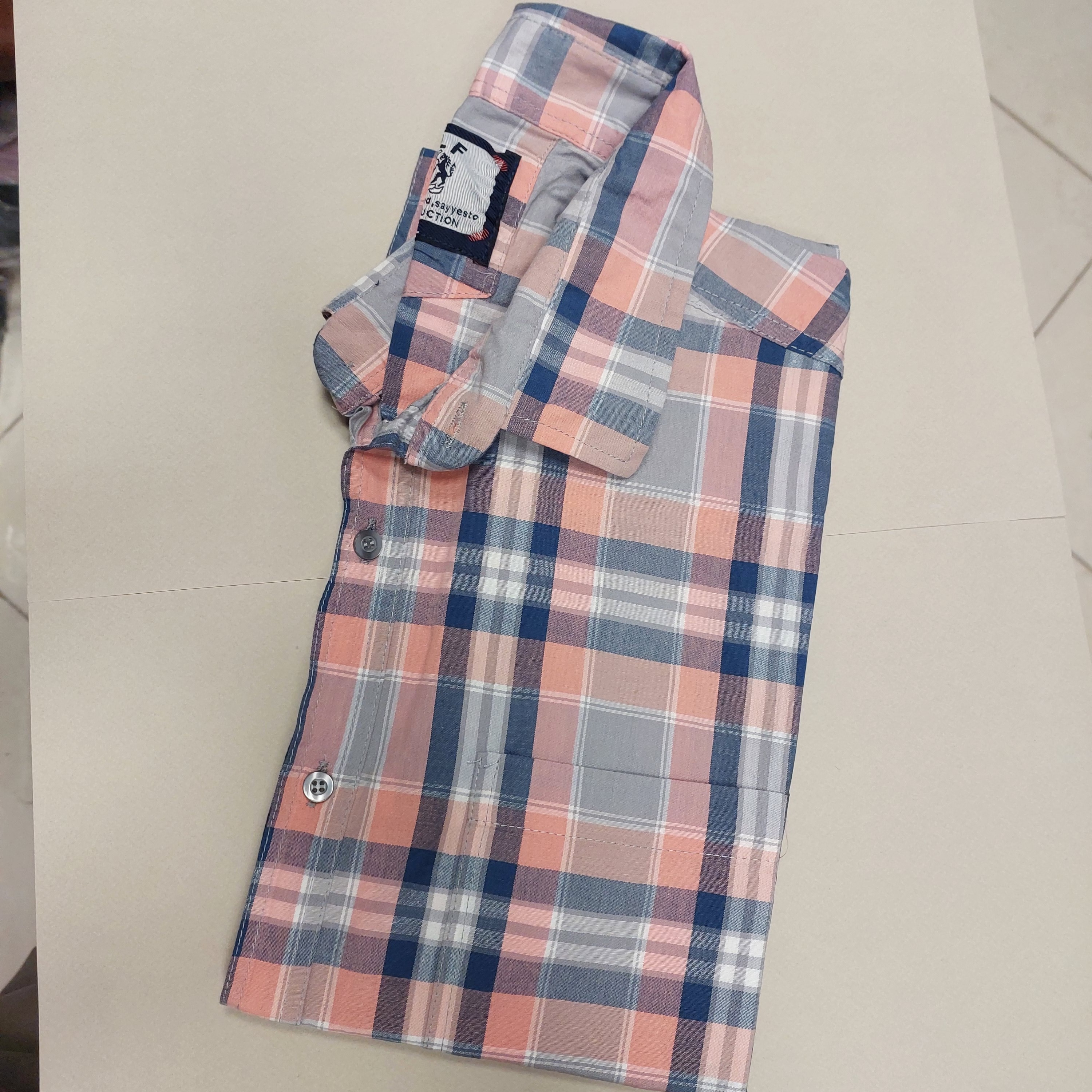 پیراهن سایز بزرگ مردانه آستین کوتاه جیب دار و چهار خانه پارچه پنبه سوپر