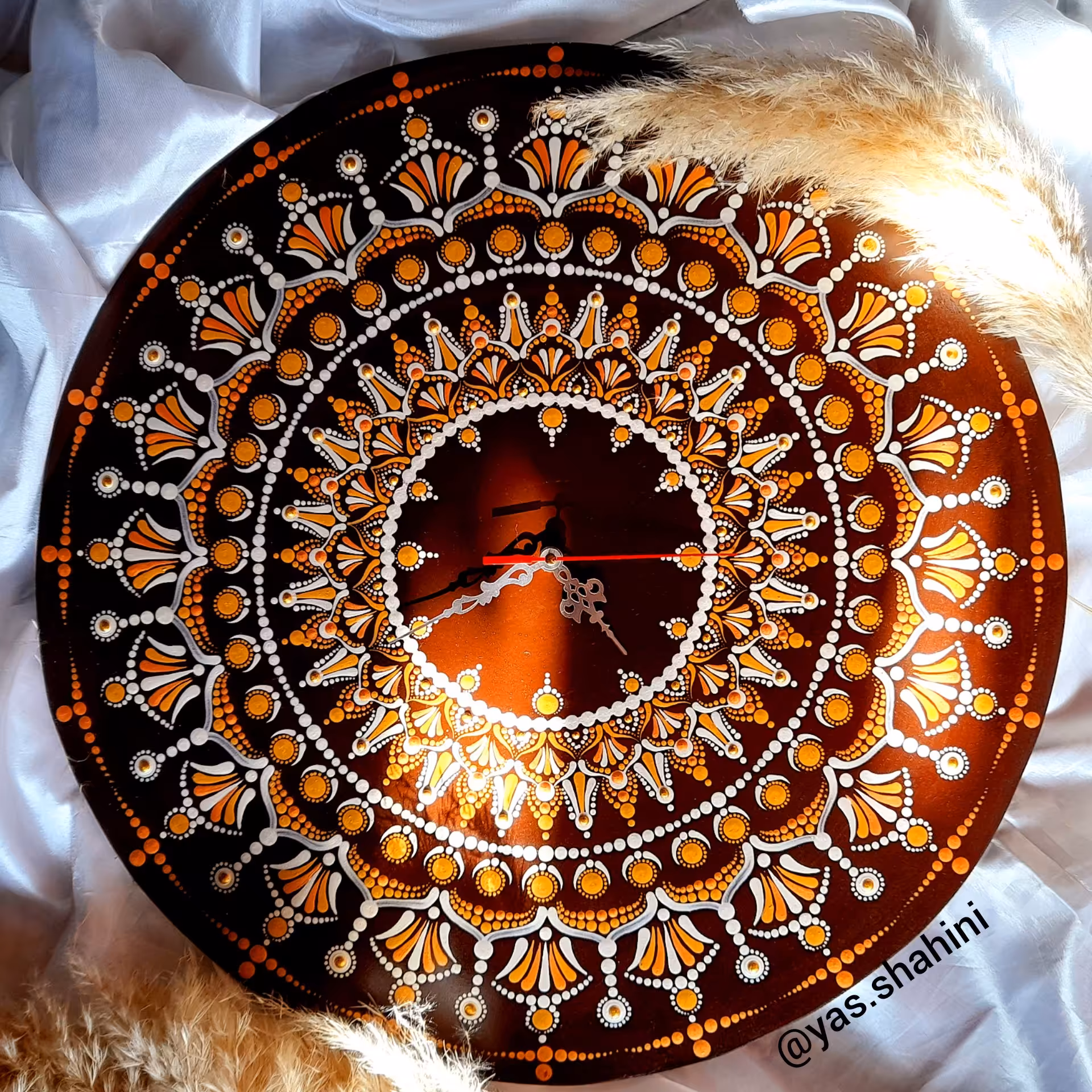 ساعت دیواری