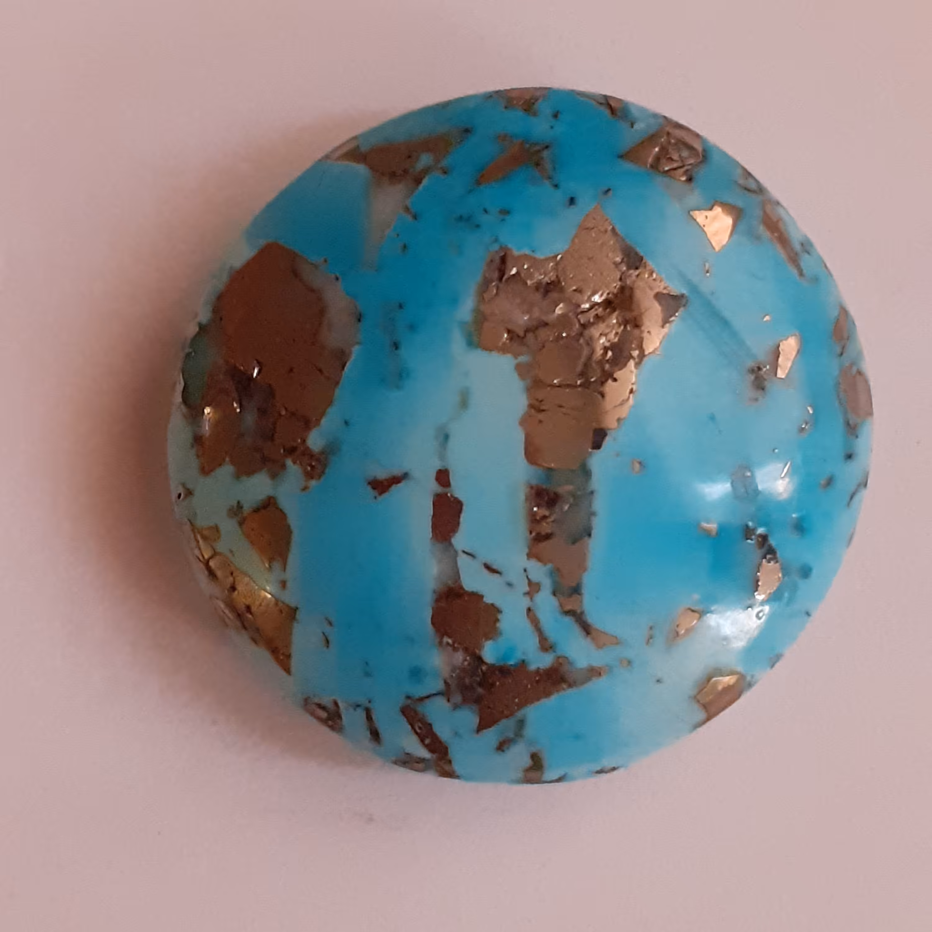 نگین سنگ اصل فیروزه کرمان با رگه های زیبای مس معدنی اصل 