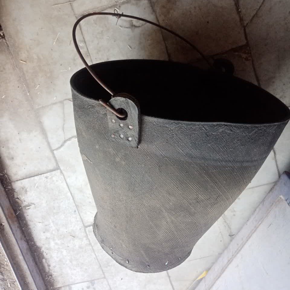 سطل پلاستیکی بزرگ ( دلو )