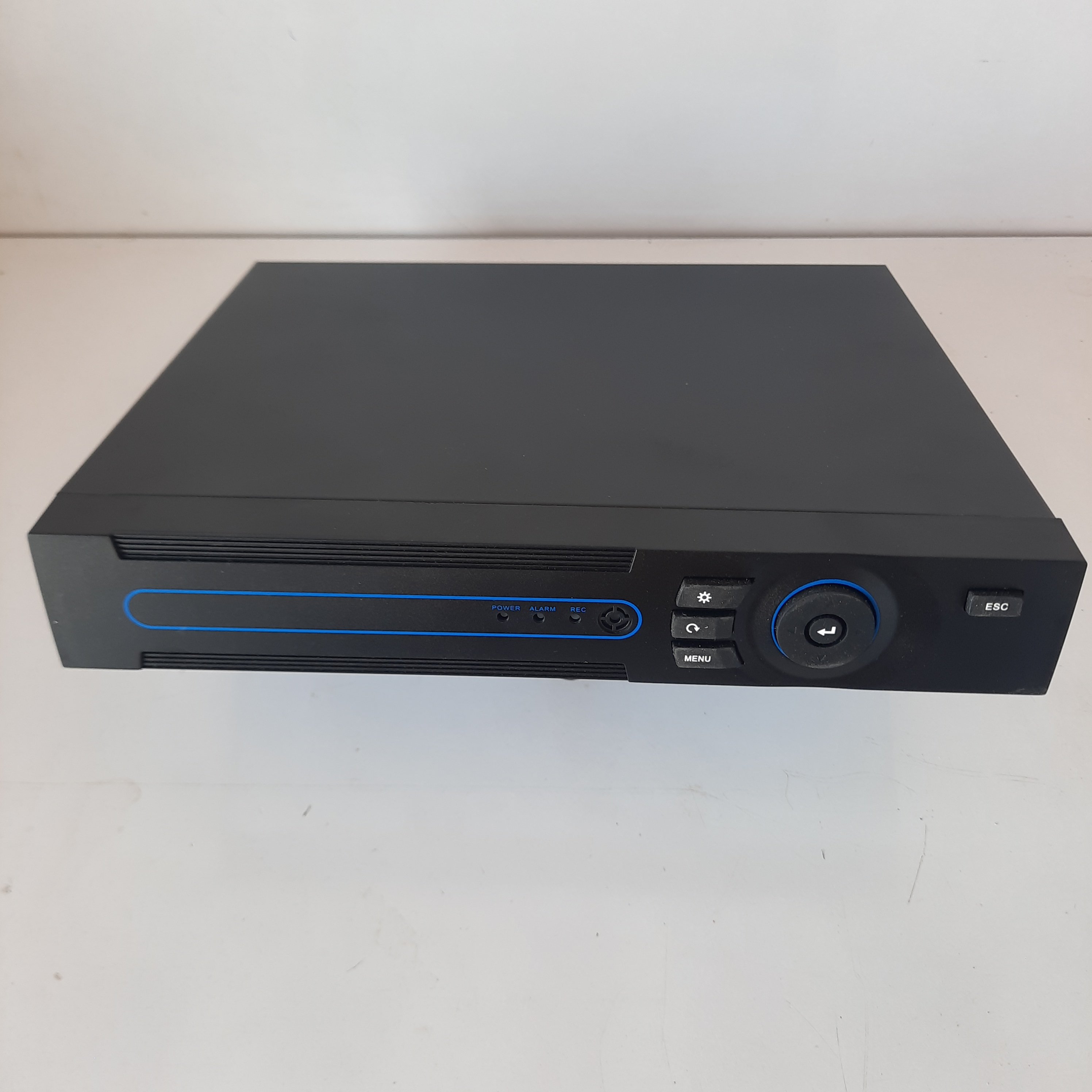 دی وی آر 8 کانال DVR 8 CH دستگاه ضبط کننده دوربین مداربسته