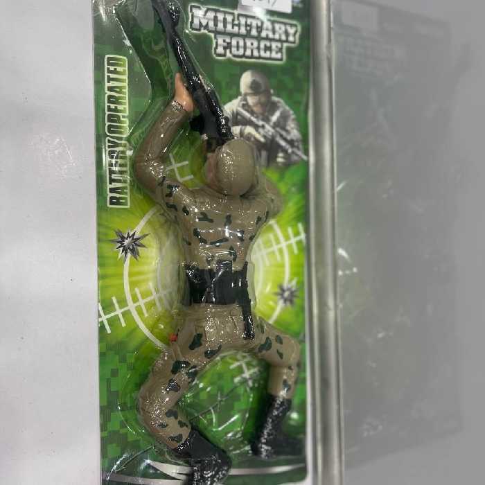 اسباب بازی سرباز سینه خیز راه رو همراه با صدای شلیک