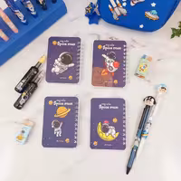 مینی دفترچه فانتزی طرح فضانورد