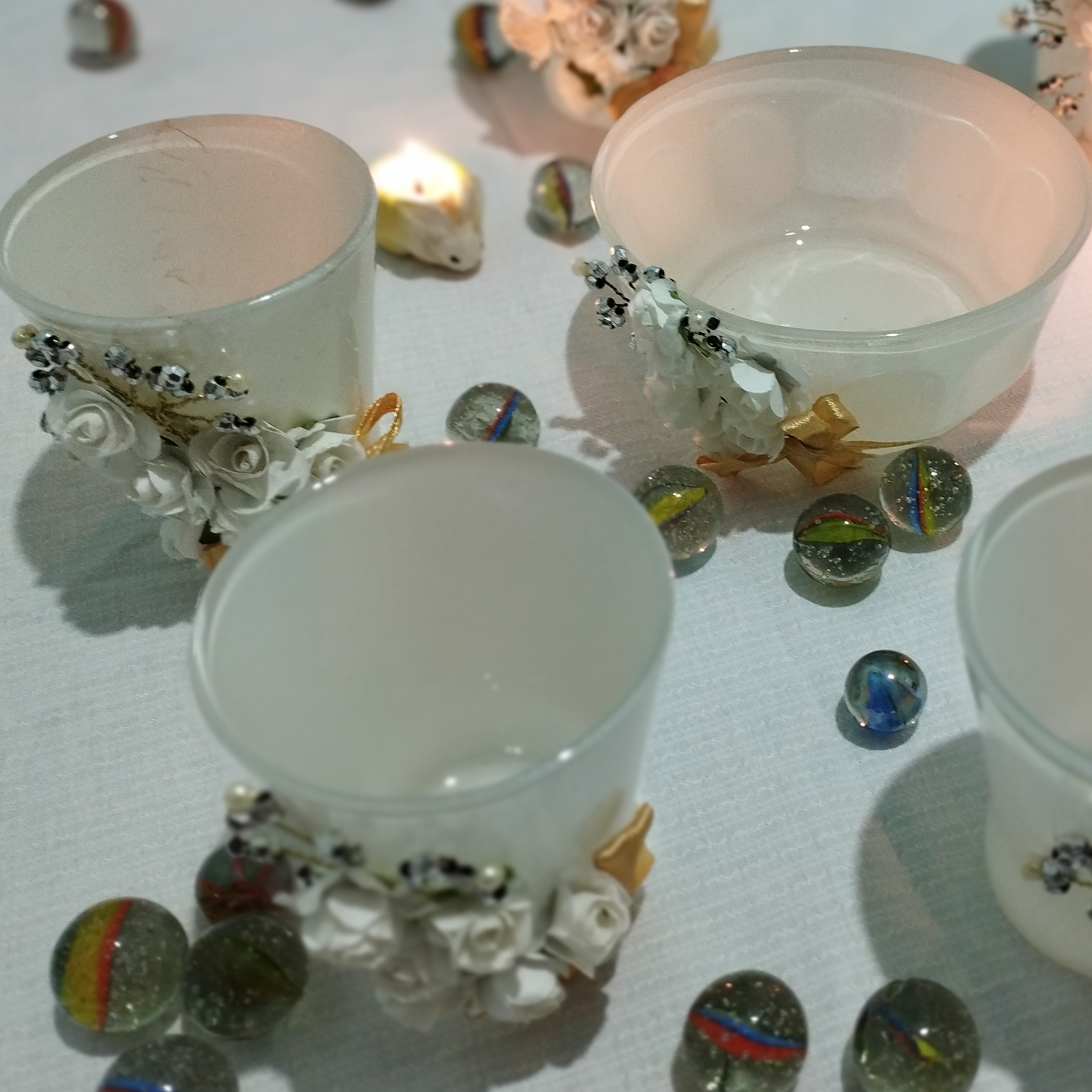 ظروف هفت سین شامل ظرف سبزه و شش تکه دیگر جنس شیشه 