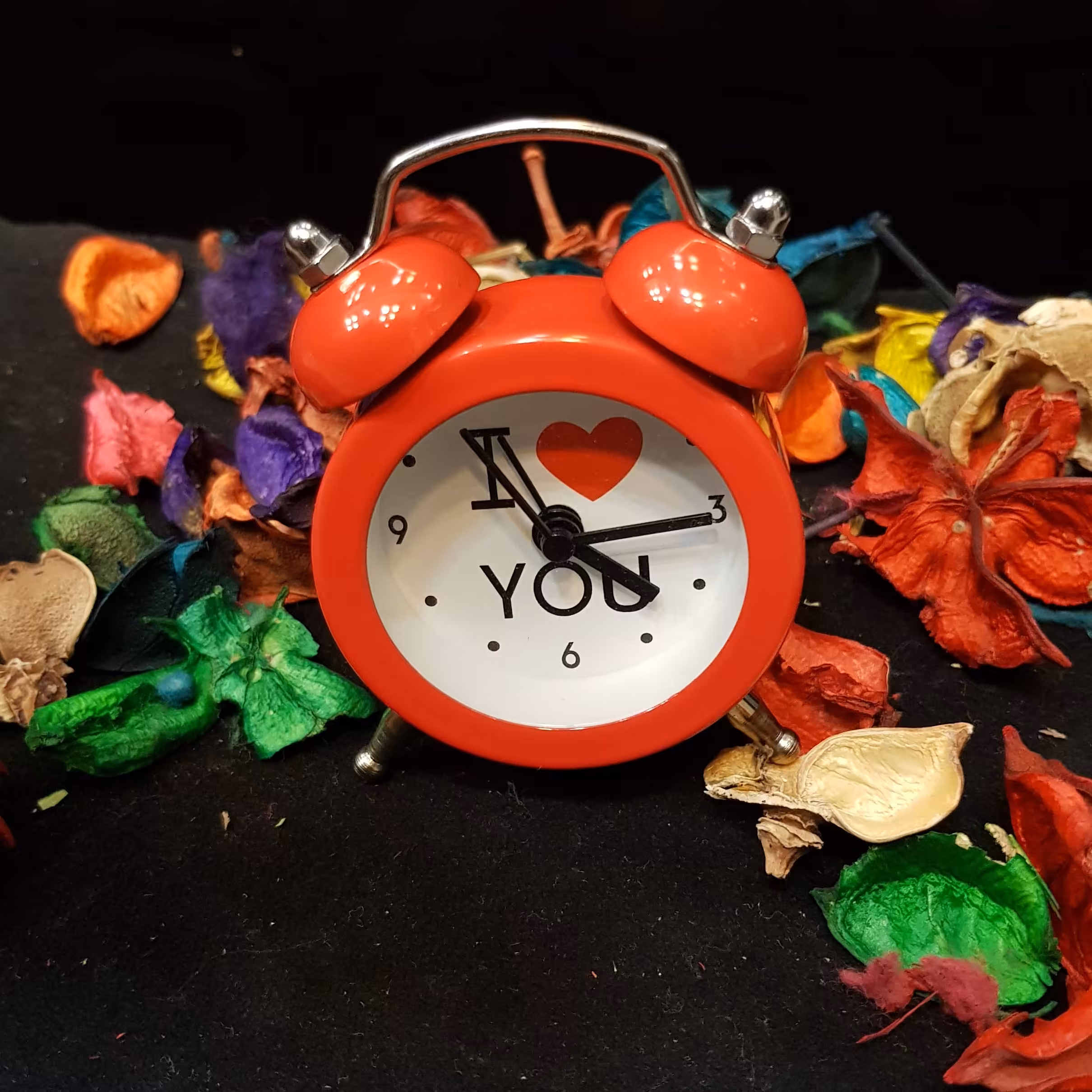 ساعت رومیزی شیک