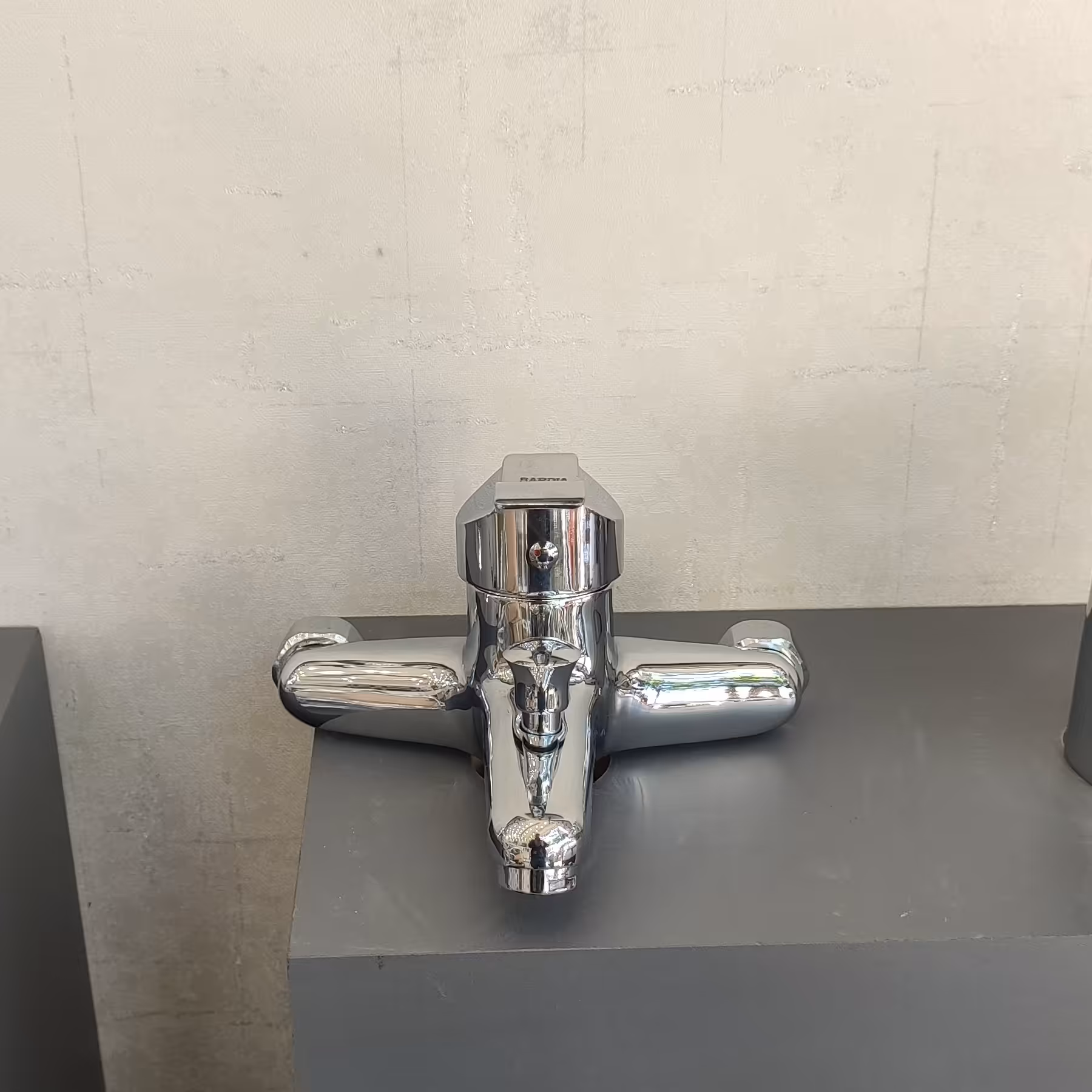 شیر حمام مدل موج  تنه سنگین (قیمت ویژه) 5سال گارانتی و استاندارد 