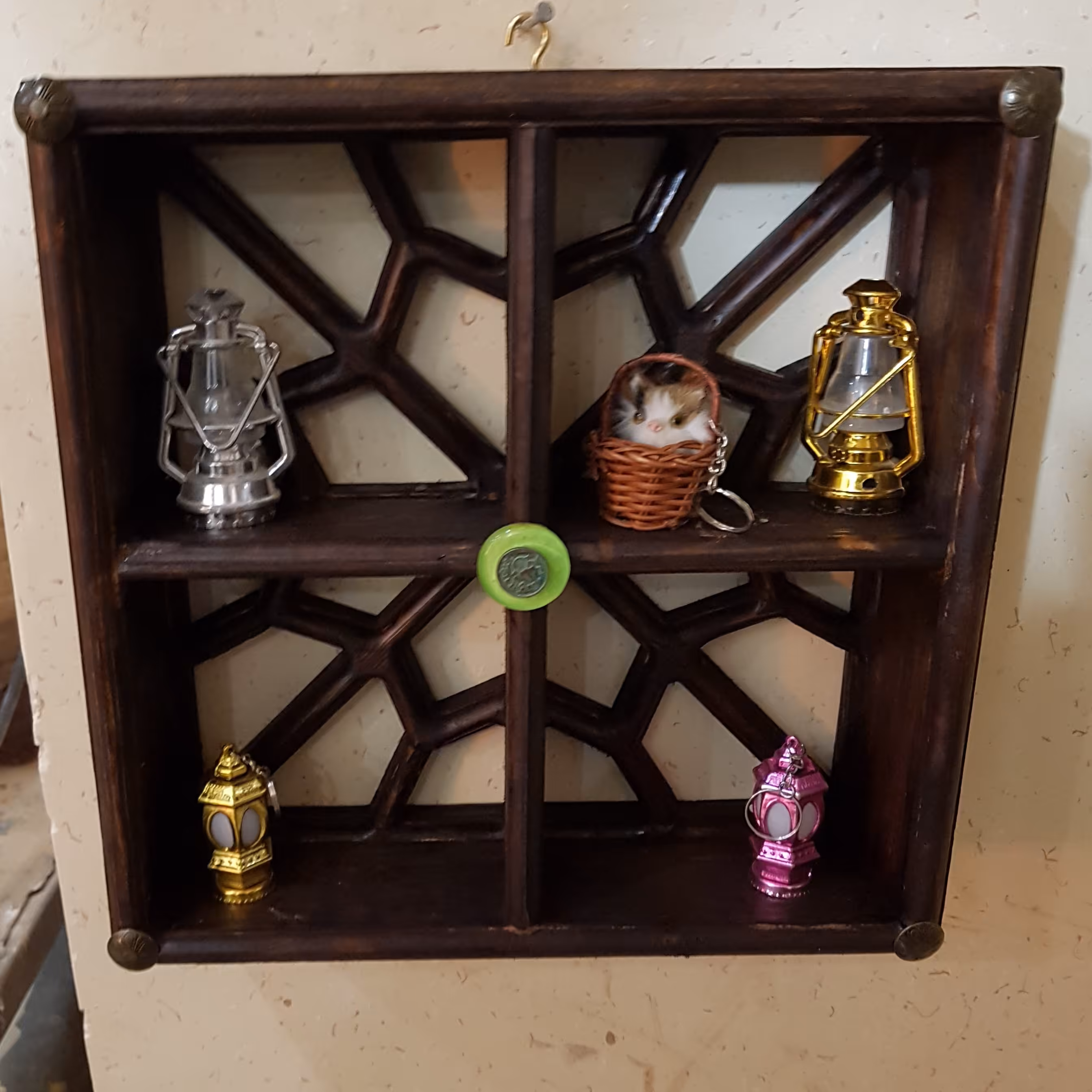 شلف دیواری چهار خانه