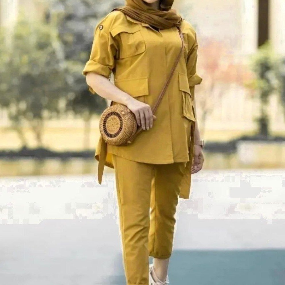 مانتو و شلوار اسپرت جنس میکرو درجه یک رنگبندی و فری سایز 