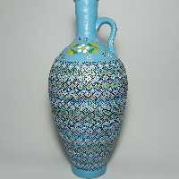 کوزه نقطه کوبی ، زمینه سفالی ، کار دست ، رنگ آبی ، ارتفاع 30 سانت ، درصورت سفارش این طرح بر روی ظروف دیگرنیزقابل اجراست