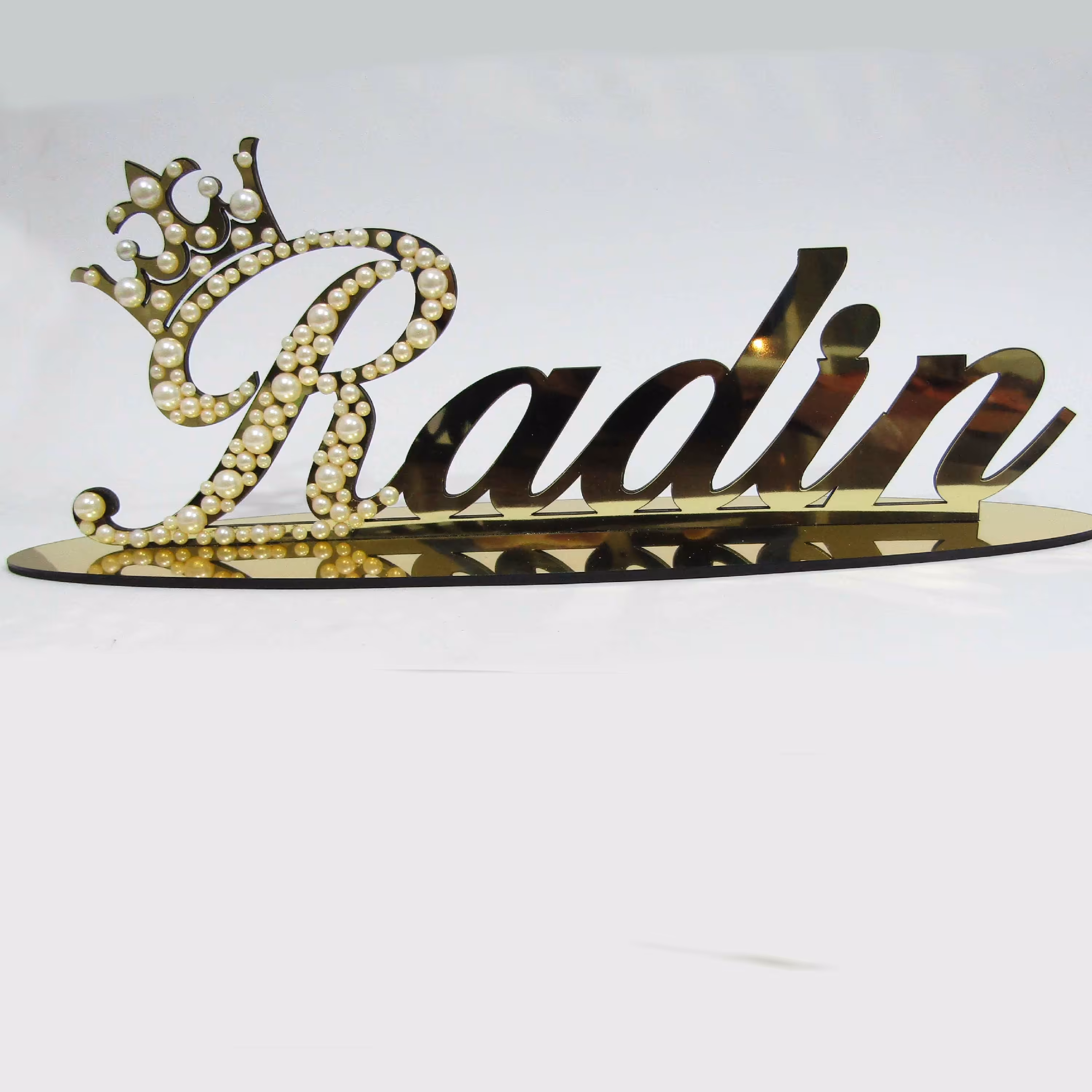 استند اسم مروارید کاری شده با اسم سفارشی و ارسال رایگان