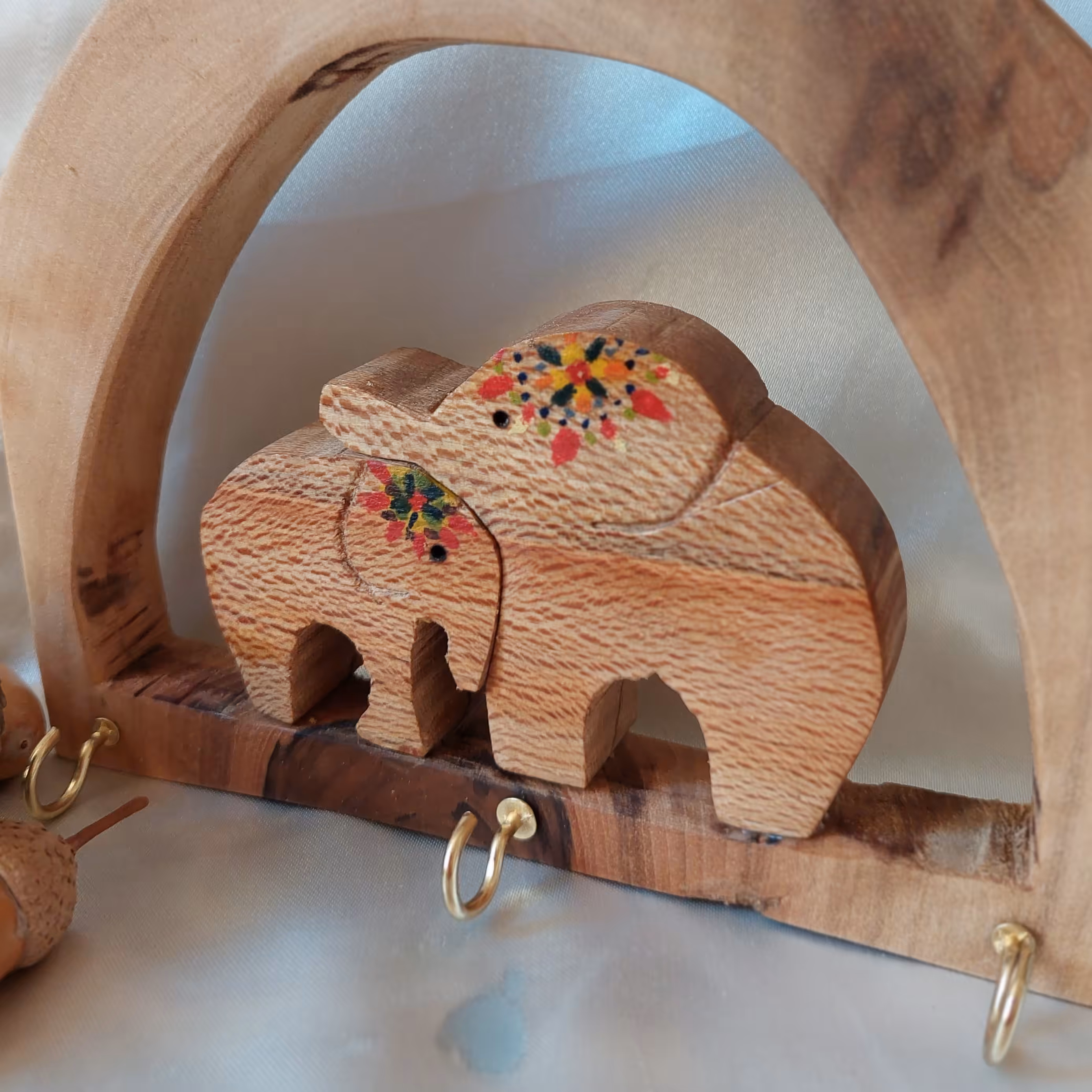 آویز کلیدچوبی