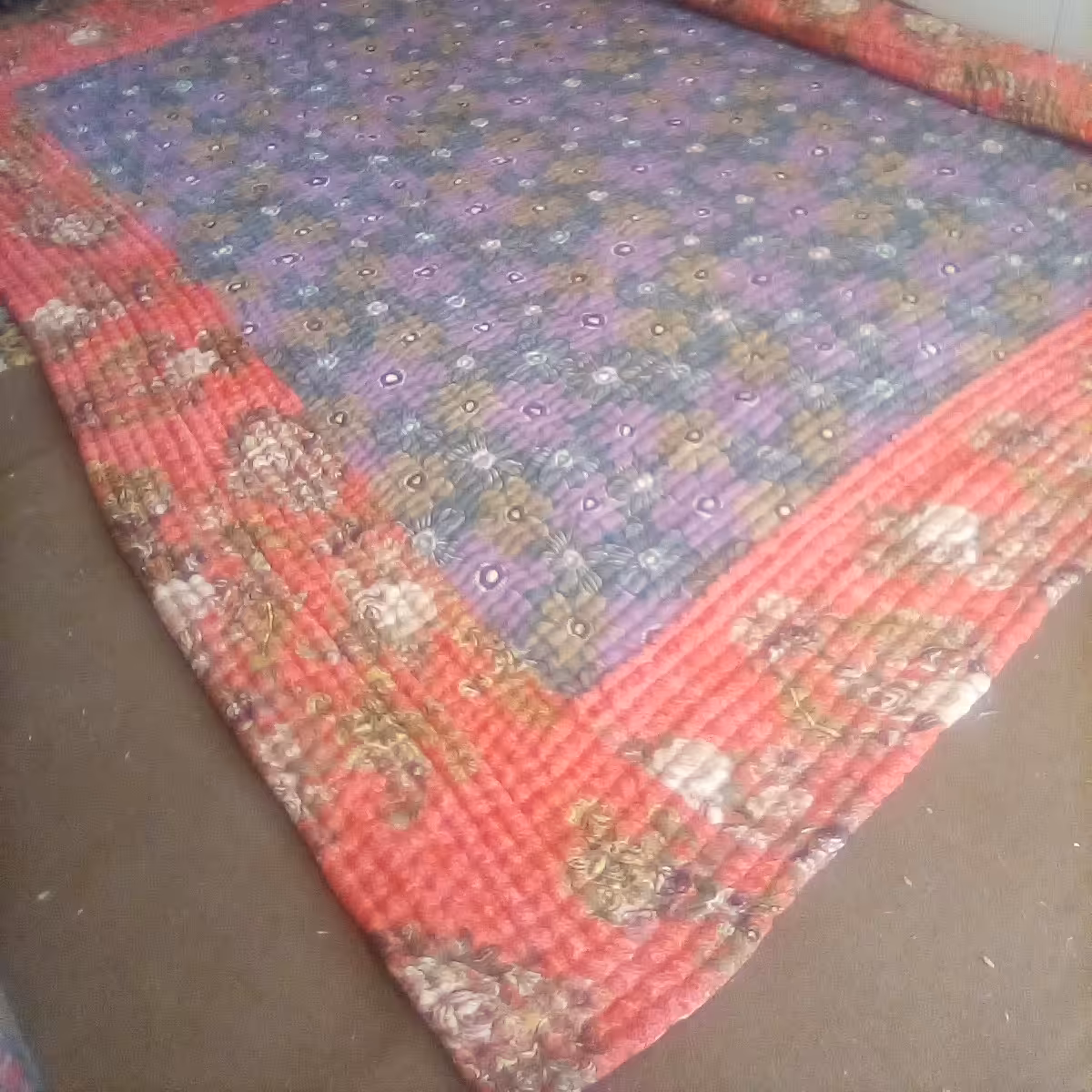 لحاف کرسی با ده کیلو پنبه و لایکو درجه یک در سایز 3.5در3.5