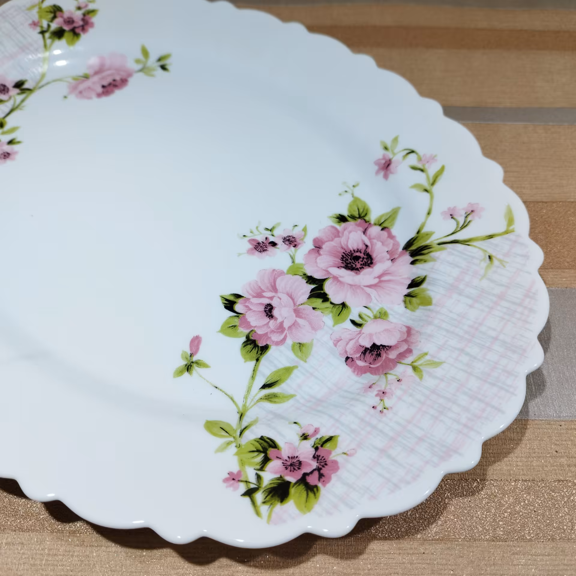 سرویس اپال 25 پارچه طرح سارایی (آرکوپال ایرانی) مارک مقصود - ارسال پسکرایه هزینه ارسال با مشتریست