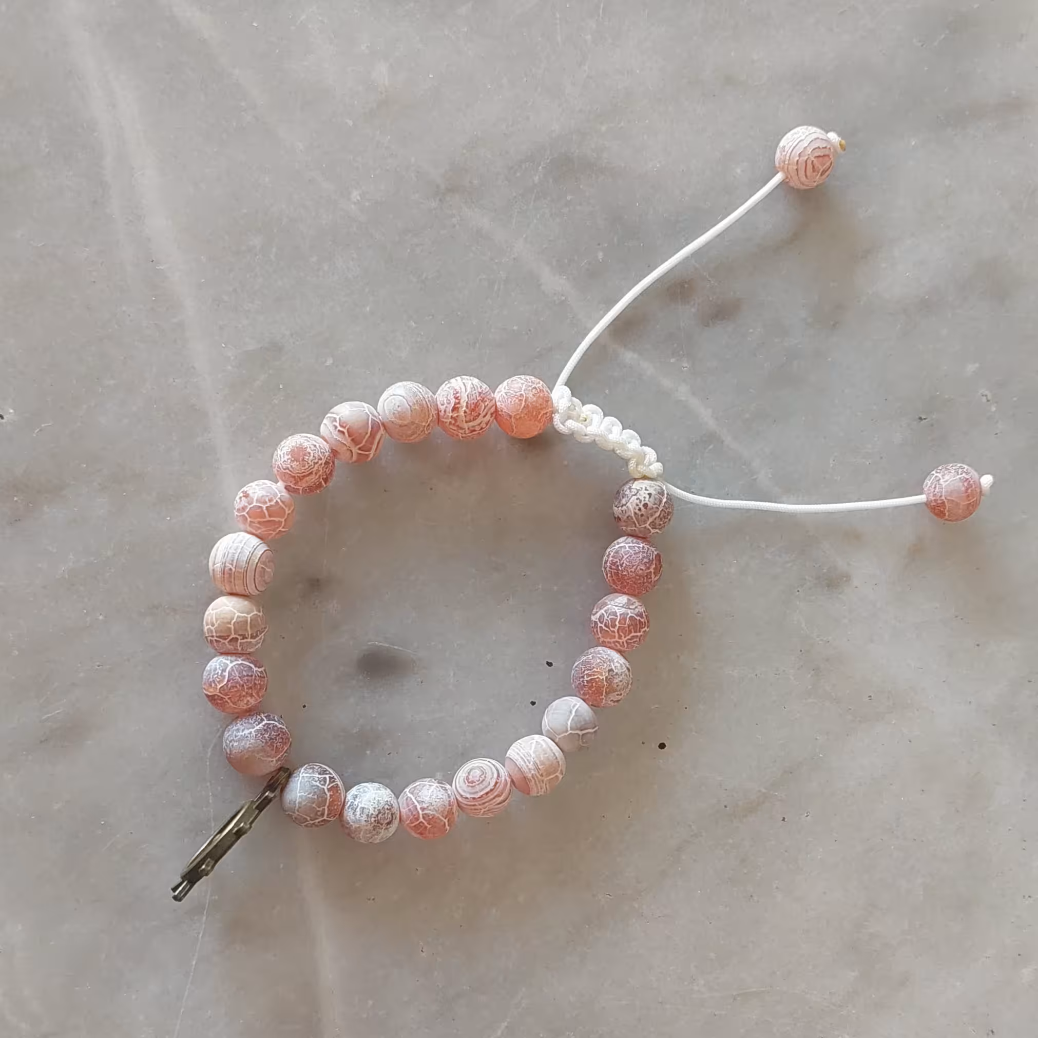 دستبند دست ساز 