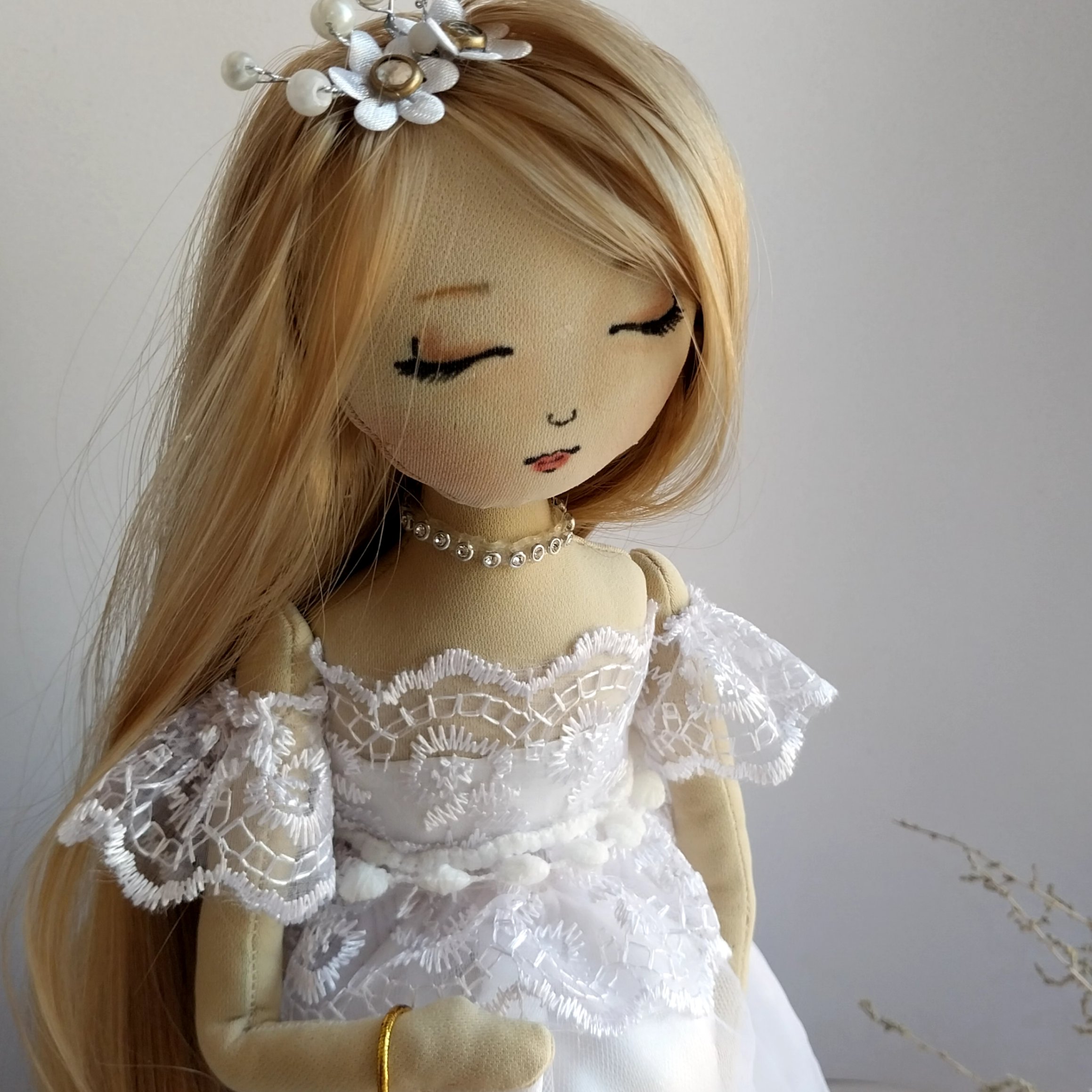 عروسک فرشته، هدیه مناسب برای مادران باردار(قد42سانت،دست وپا متحرک و مفتول گذاری شده