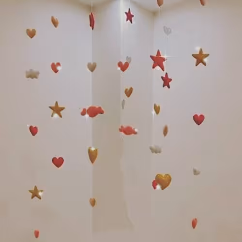 آویز های سقفی برای اتاق کودک