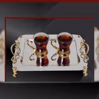 سینی پذیرایی استیل طرح دسته لبخندی پایه دار کوچک (طلایی)