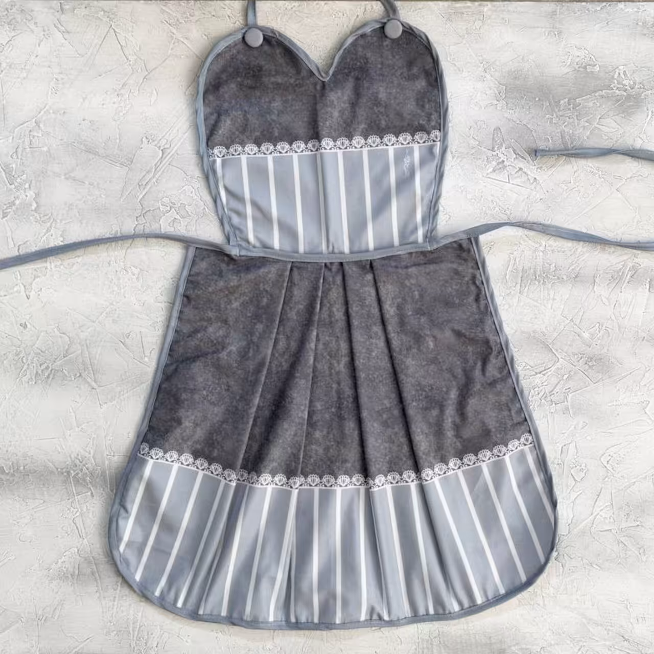 پیشبند مخمل نسوز مدل نیایش طرح 59