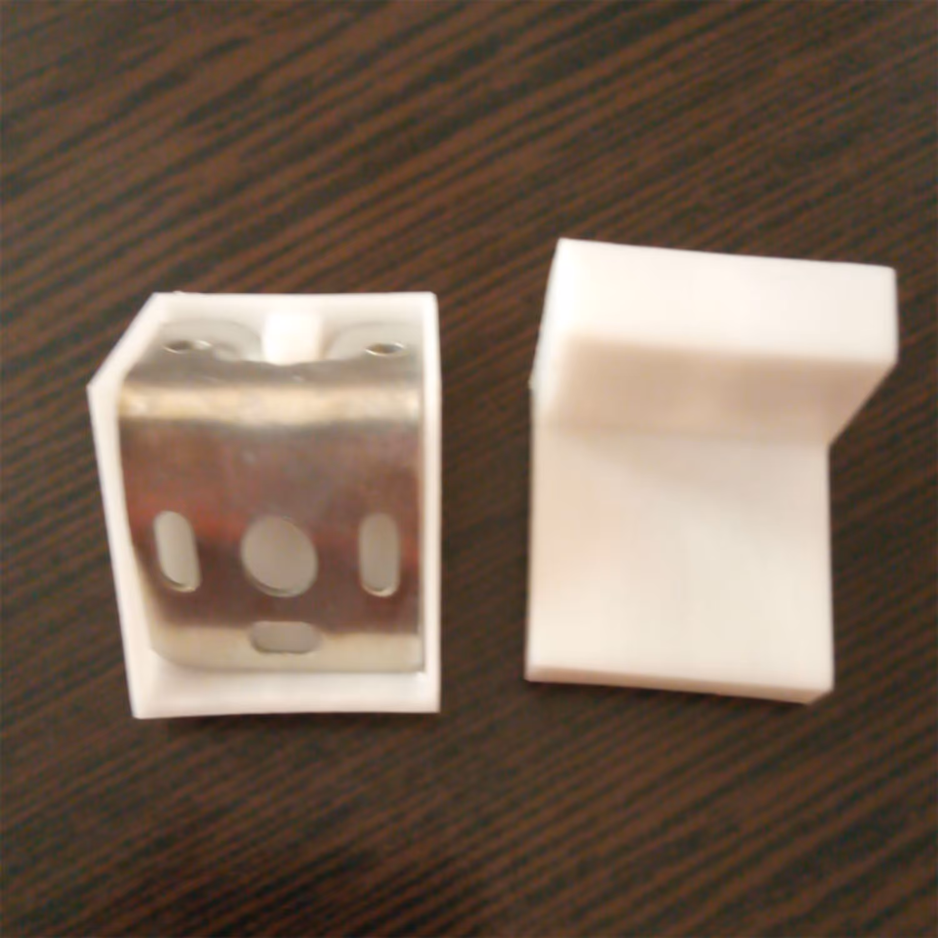 بست گونیا روکش دار  سفید - بسته 10 تایی