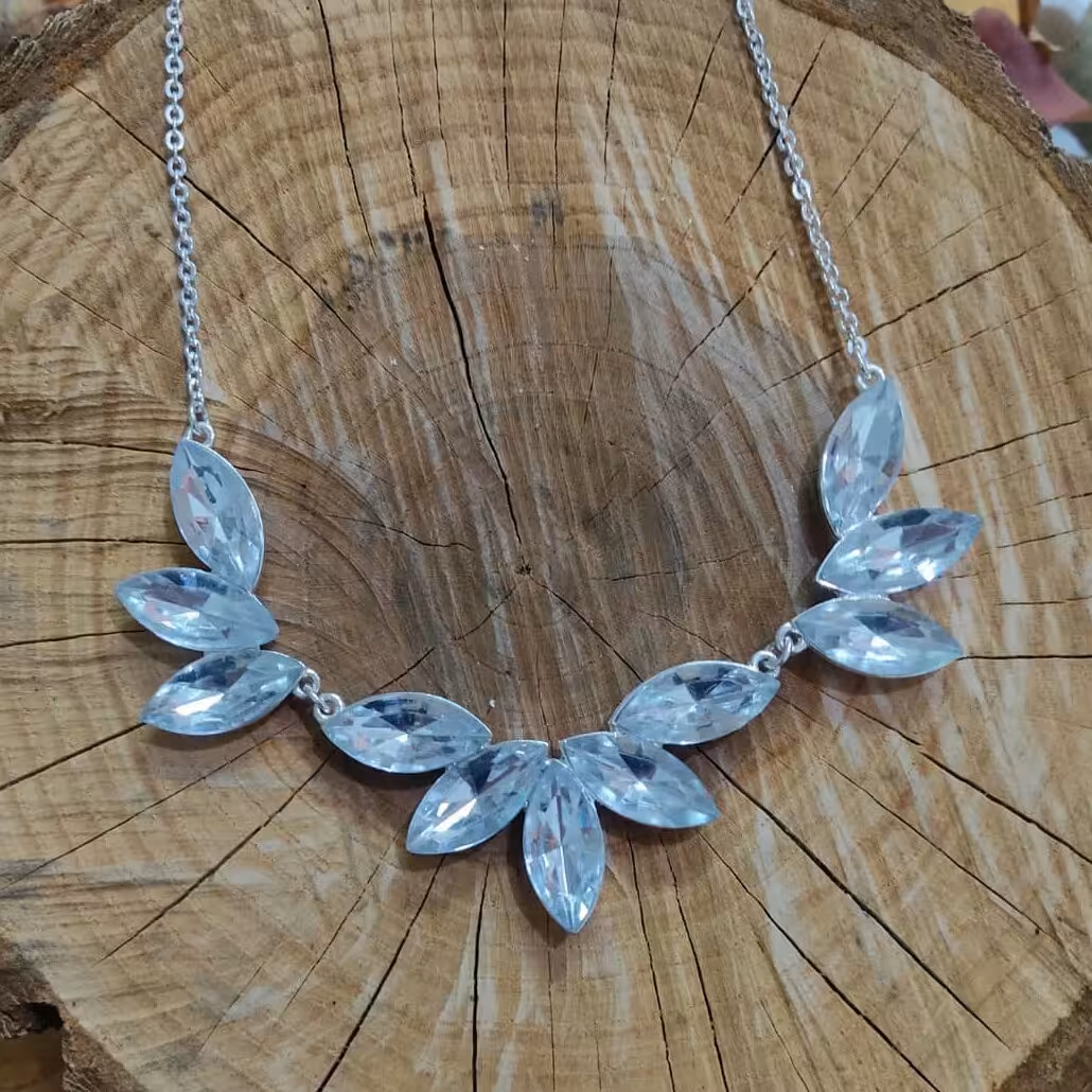 گردنبندنگین دار دوطرفه شیک و زیبا این کار دو رویه