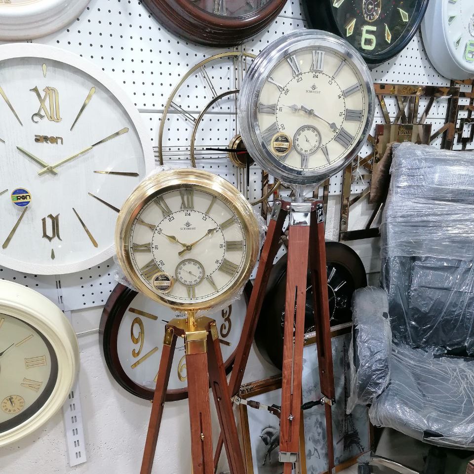 ساعت ایستاده سه پایه چوبی شوبرت درجه یک 