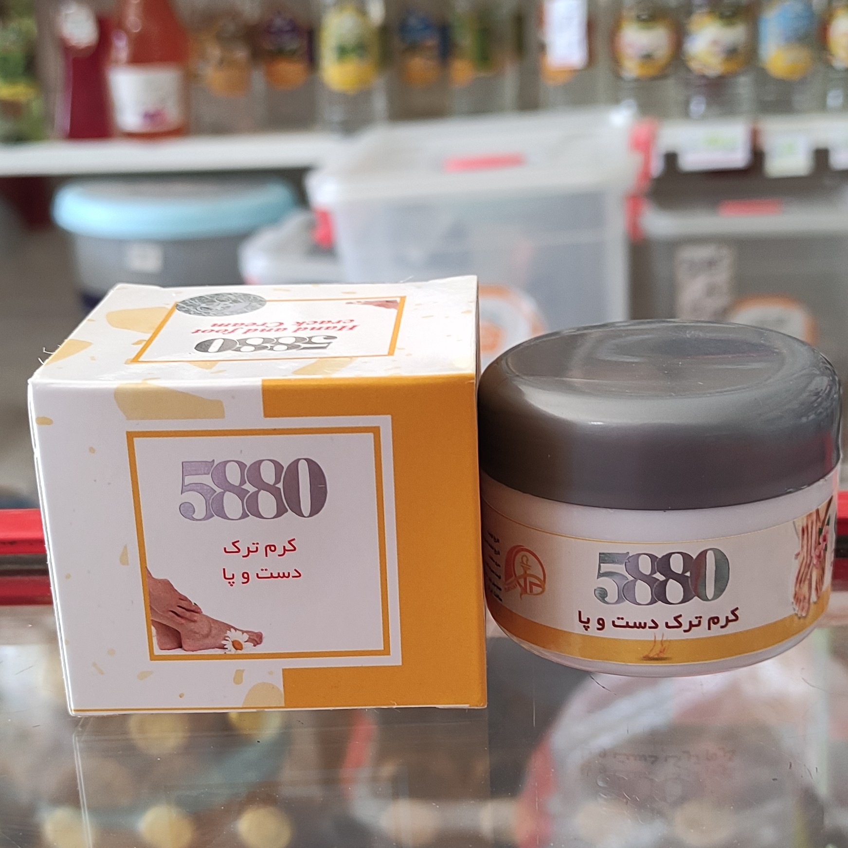 کرم ترک دست و پا(40گرمی)