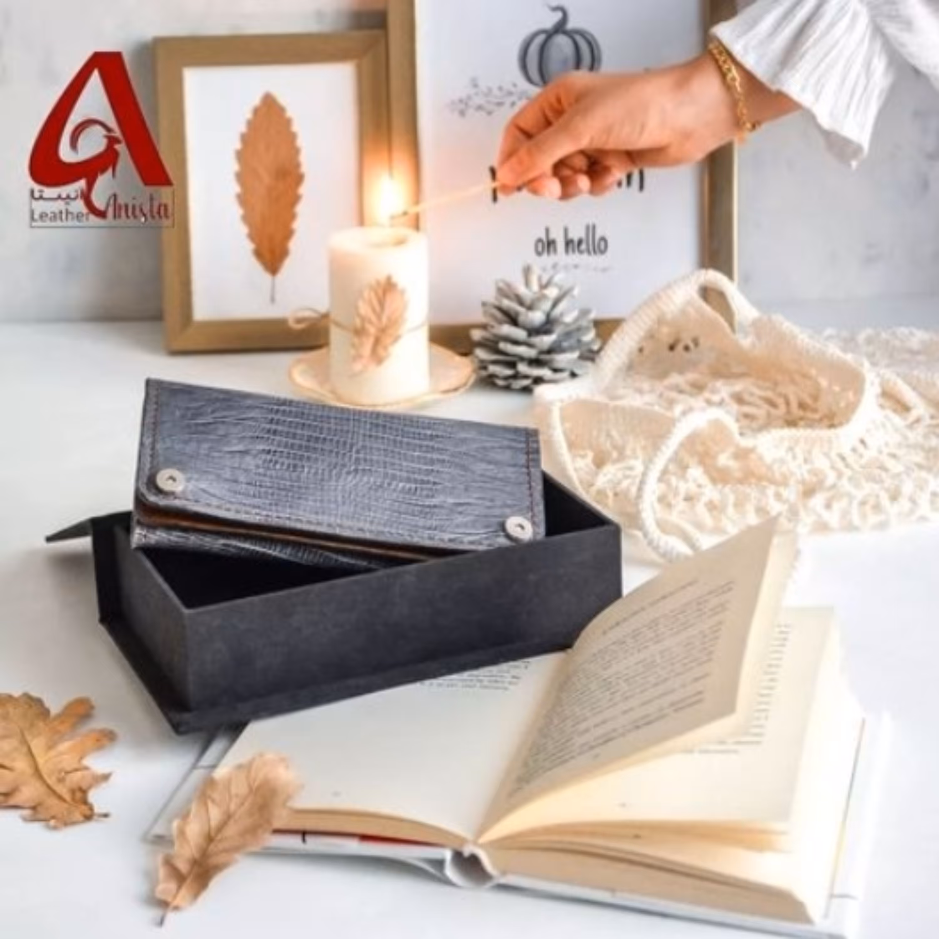 کیف پول دو رو چرم طبیعی  یک طرفش گاوی طرح زارا رنگ طوسی   یک طرفش چرم گاوی قهوه 