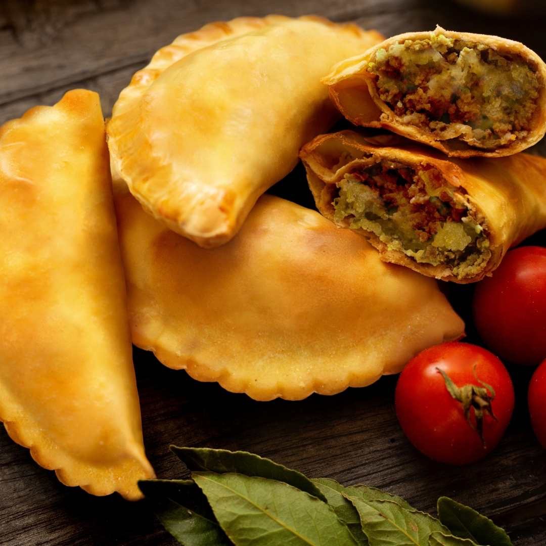 پیراشکی مرغ و پنیر