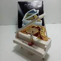 جعبه موزیکال مدل پیانو