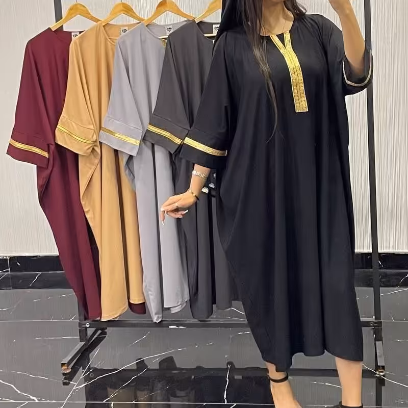 مانتو خورشید کرپ کش  مشکی
