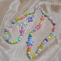 فون چارم یا آویز گوشی رنگارنگ ساخته شده با مهره و مرواریدهای پلاستیکی 4