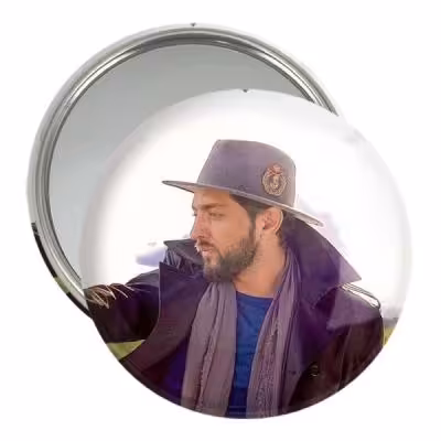 آینه جیبی خندالو مدل بهرام رادان کد 10443