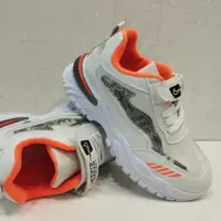 اسپرت بچه گانه نایک