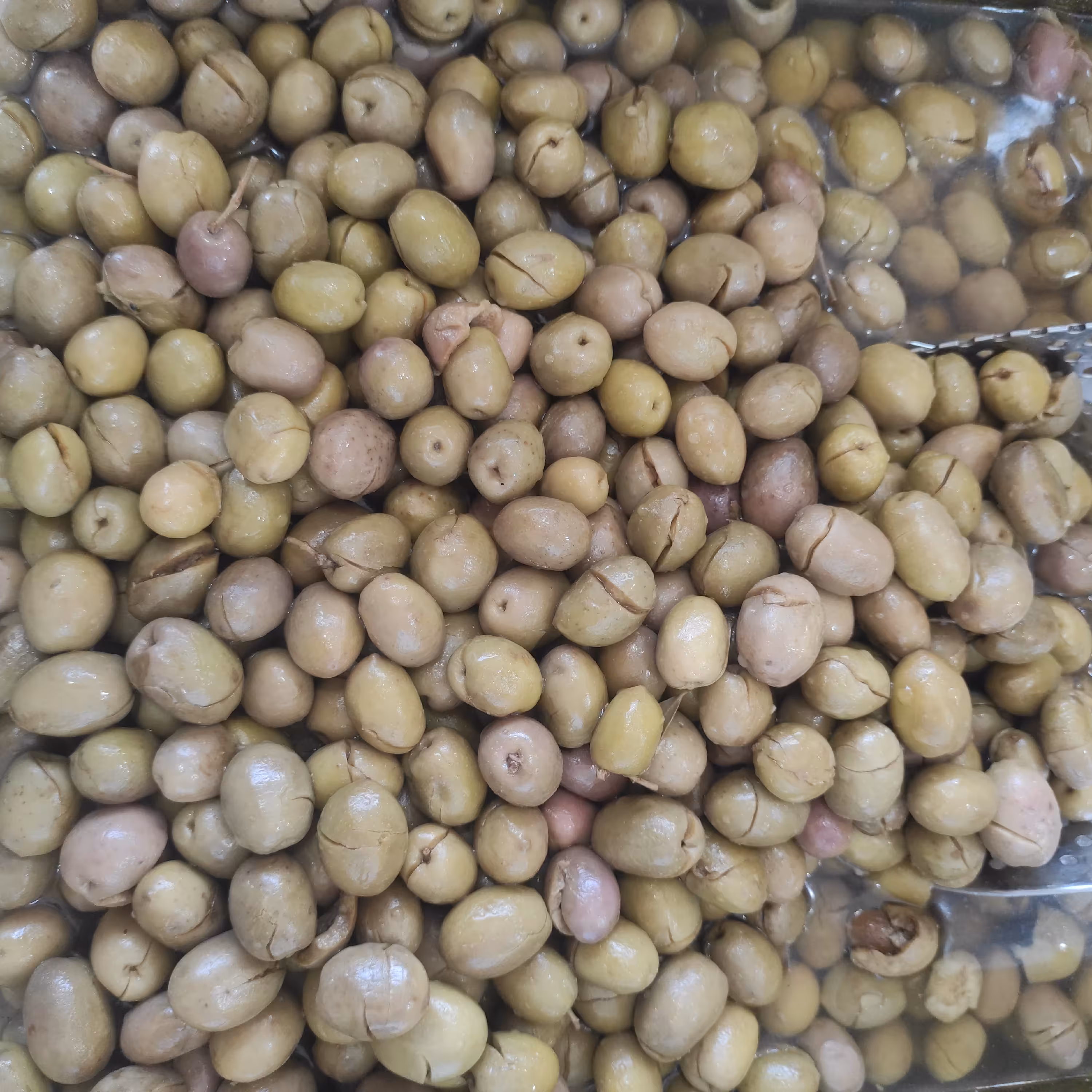 زیتون شکسته سنتی(1000گرم)