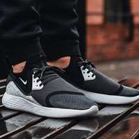 کفش کتانی رانینگ نایک لونارشارژ    Nike lunarcharge  923619-001