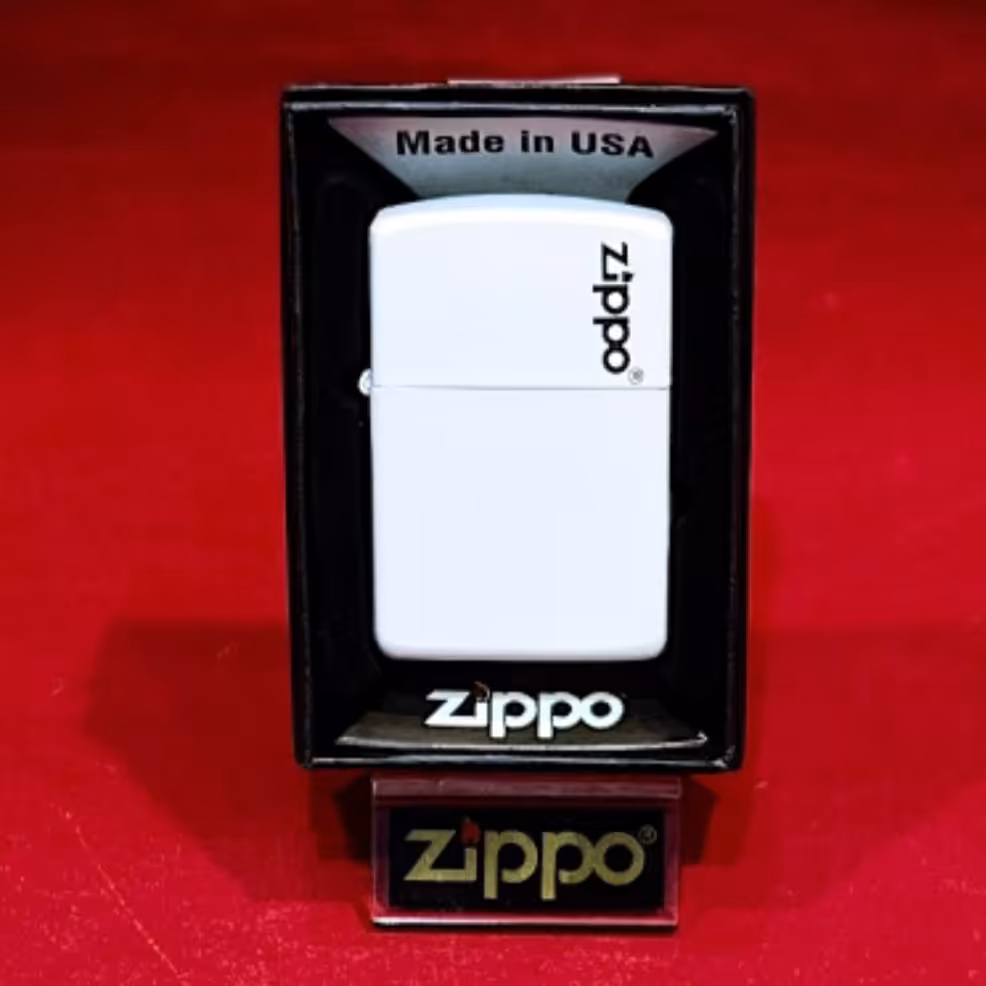 فندک زیپو بنزینی  در رنگ‌بندی مختلف بهمراه جعبه ارجینال 