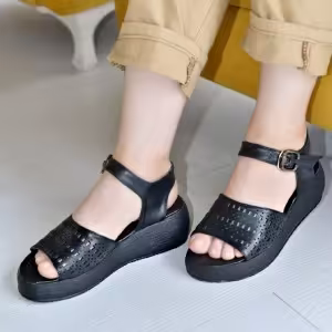 صندل‌. آراد