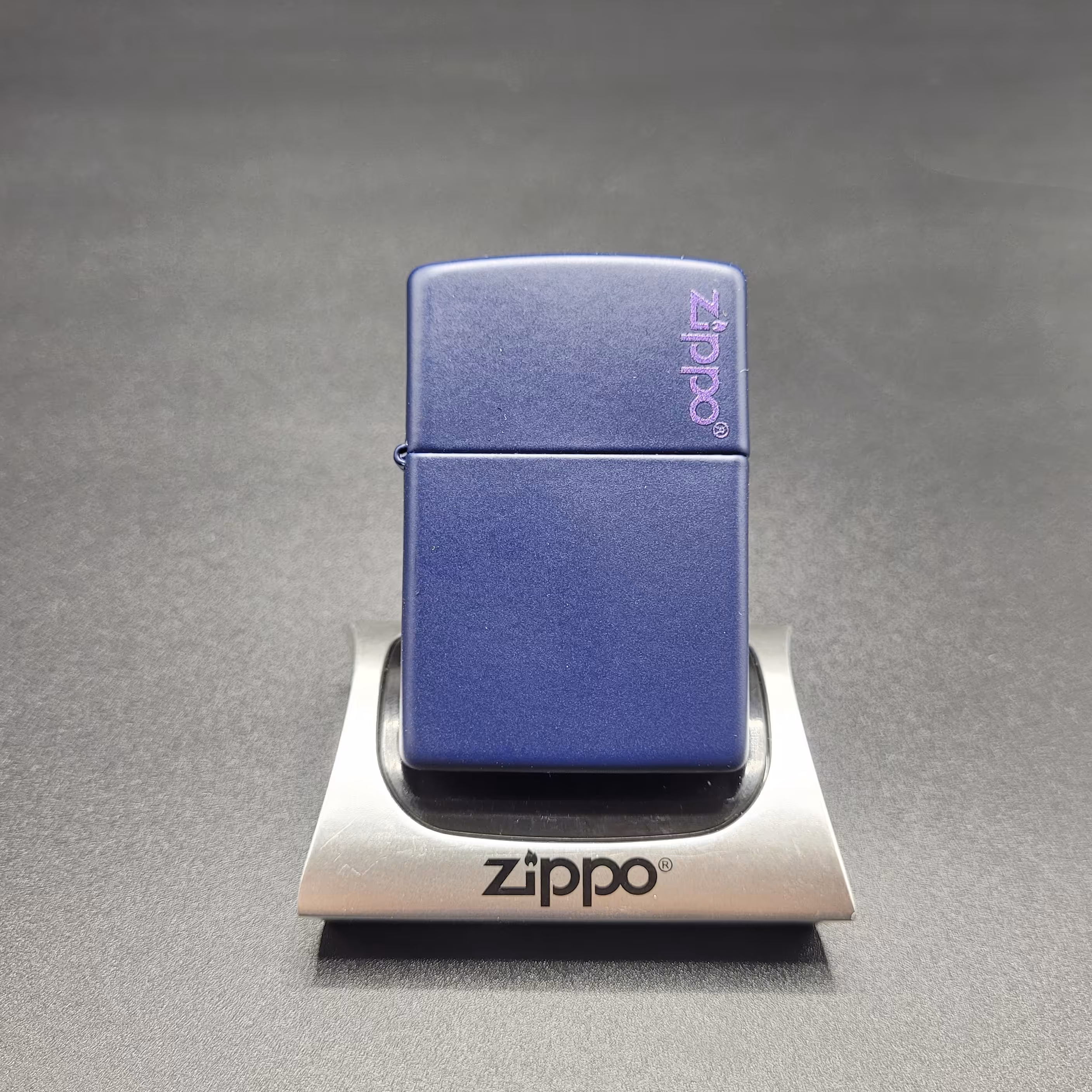 فندک سورمه ای لوگو دار زیپو اورجینال 