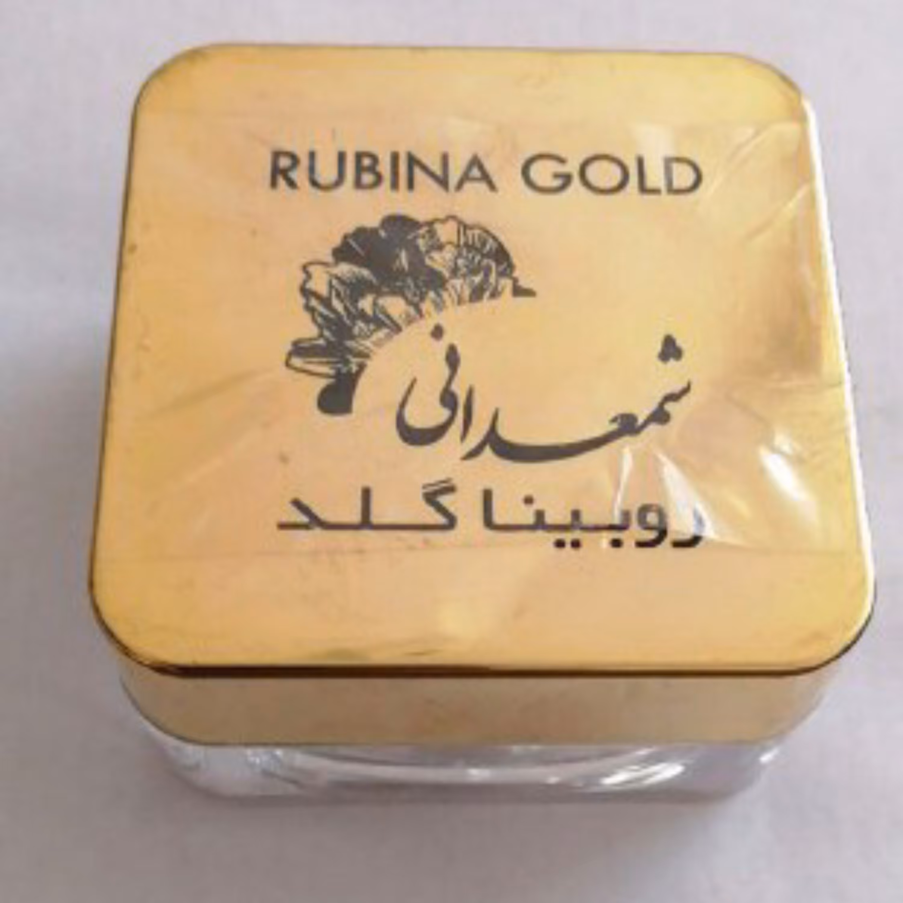 کرم روبینا گلد