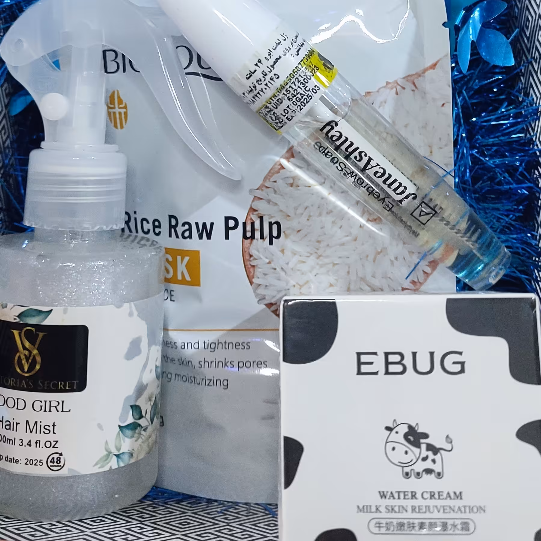 پک هدیه آرایشی سفید 