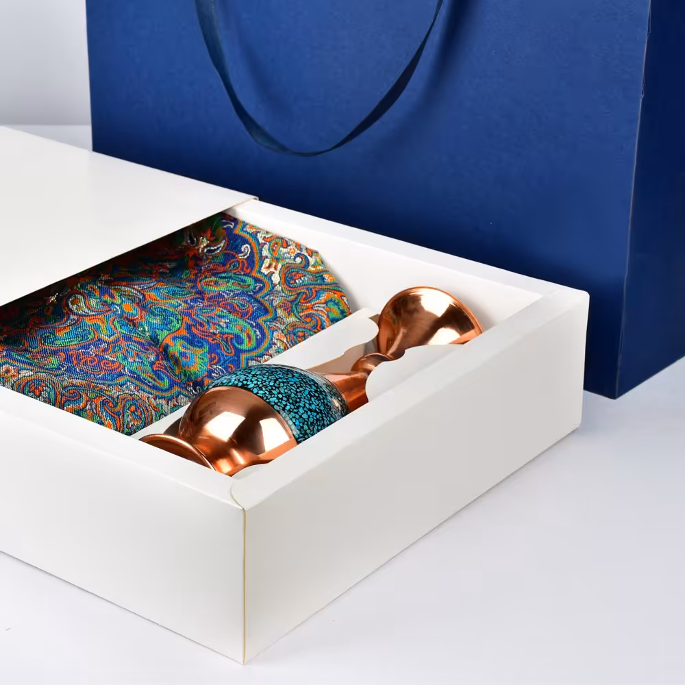 ست هدیه گلدان 20 سانت فیروزه کوبی و رومیزی ترمه ابریشم اعلاء یک در یک کد 142