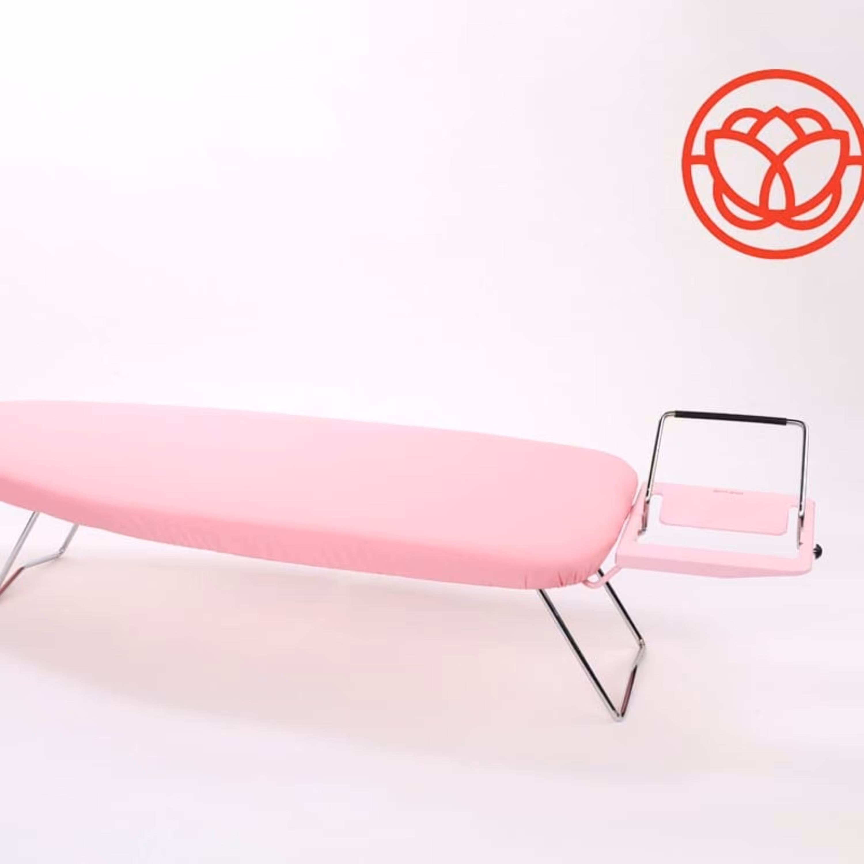 میز اتو پایه کوتاه میزاطواورانوس کد320کیفیت تضمینی تهیه شده از بهترین مواد اولیه