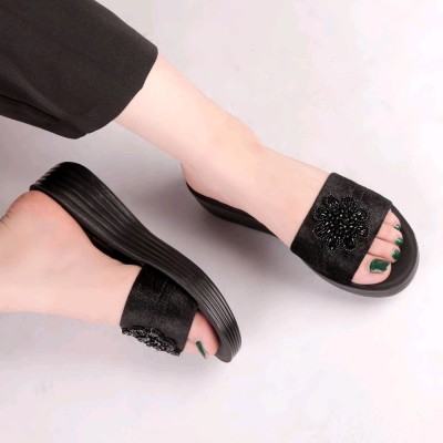 صندل طبی مجلسی زنانه مدل نگینی لژ دار مشکی