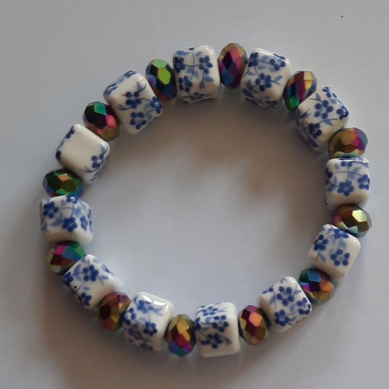 دستبند زیبا و جذاب