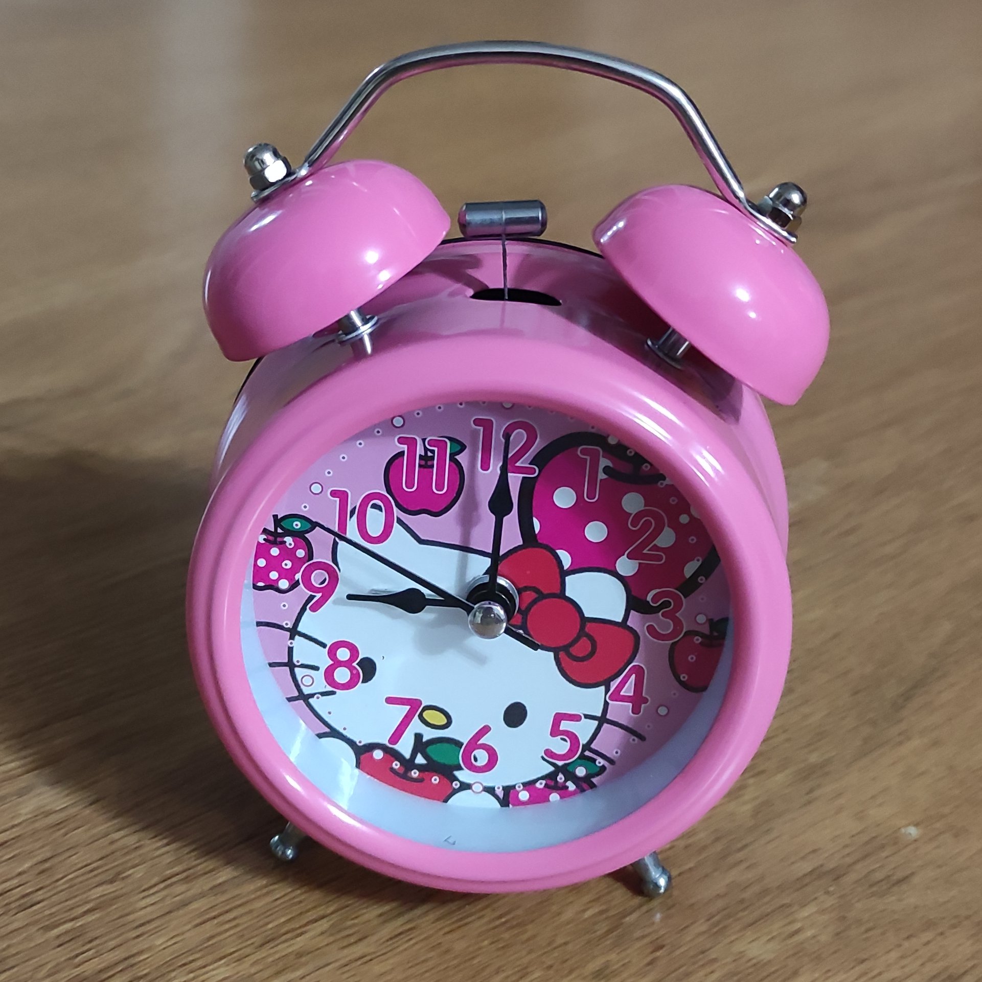 ساعت زنگدار  رومیزی  فلزی اتاق کودک و نوزاد طرح کیتی مدل sh02