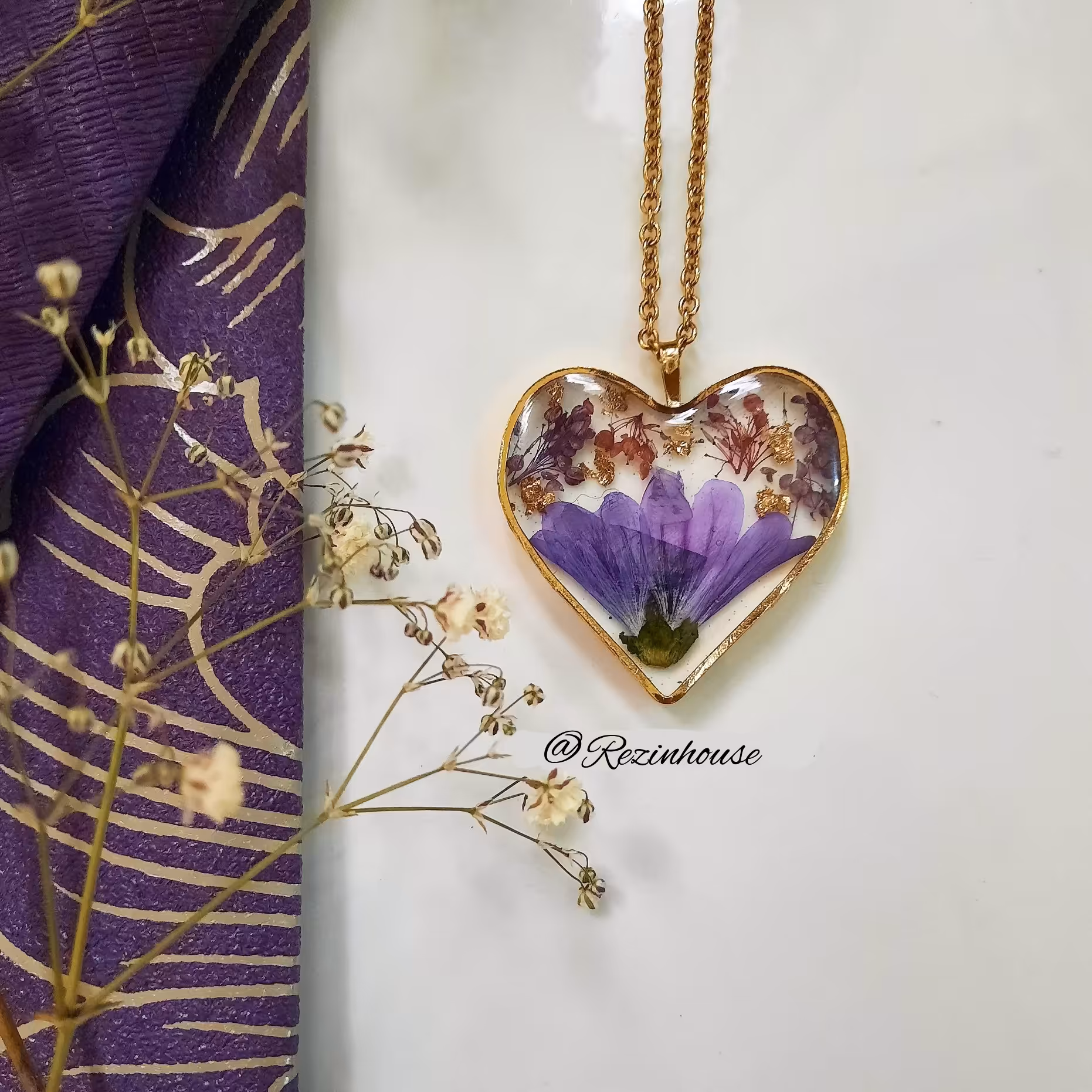 گردنبند قلب گلدار بنفش