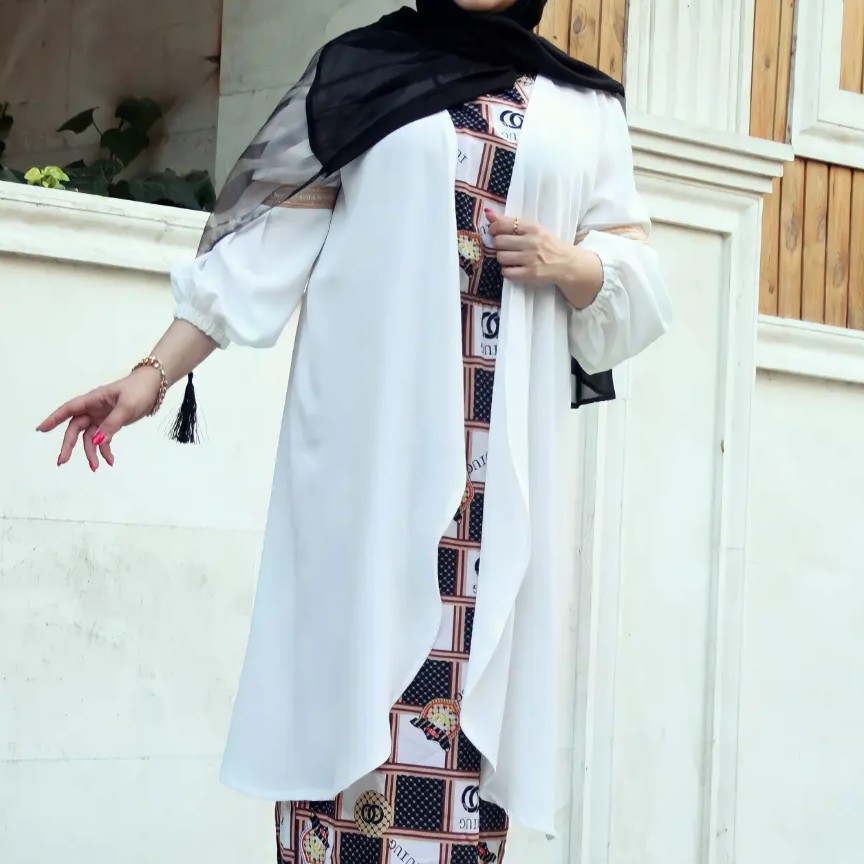 مانتو ابروبادی سفید بلند جلو باز 