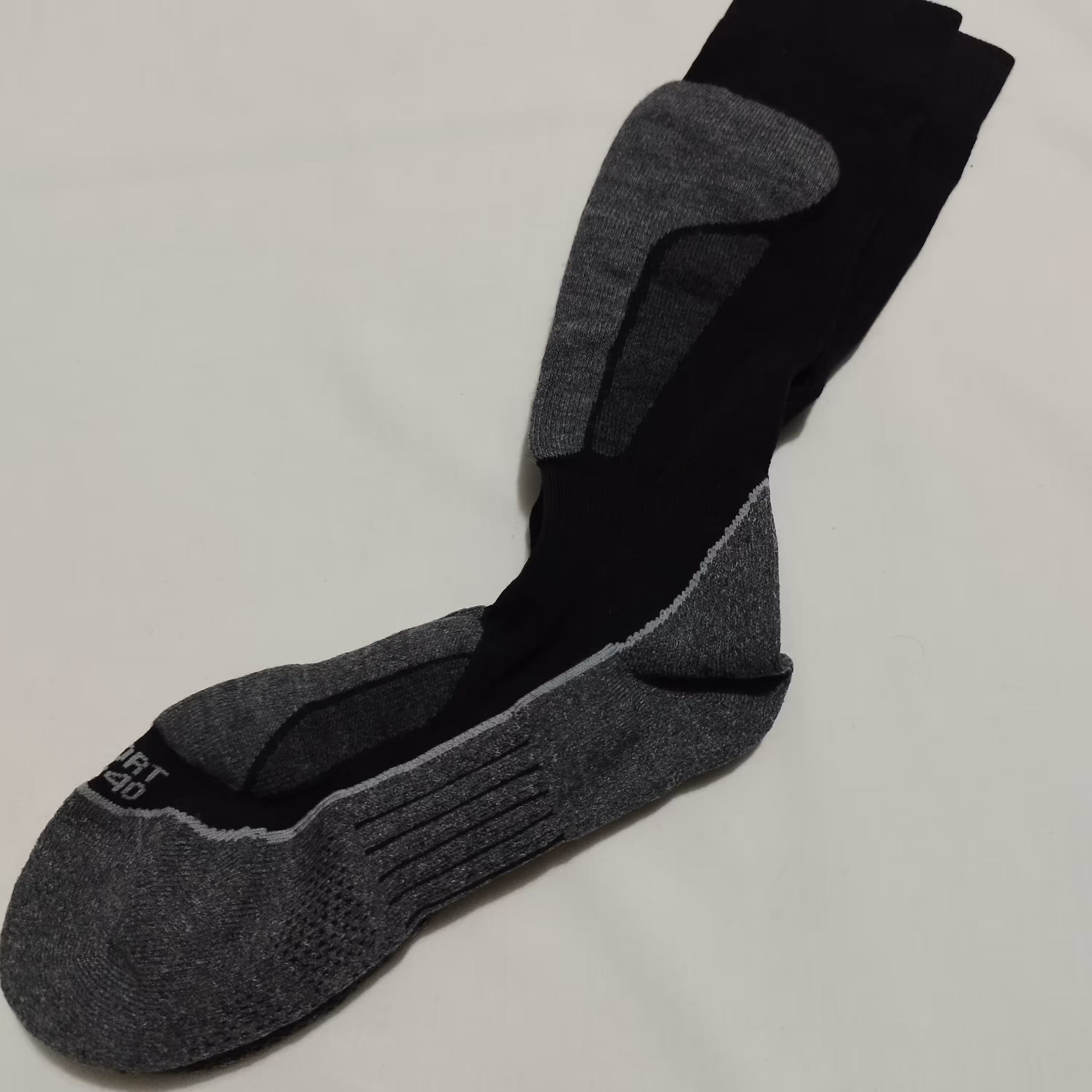 جوراب اسکی زنانه ،مردانه سایز 39/40کریویت