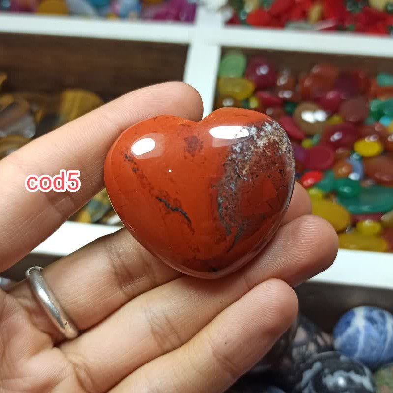 عقیق جاسپر سرخ تراش قلبی و زیبا