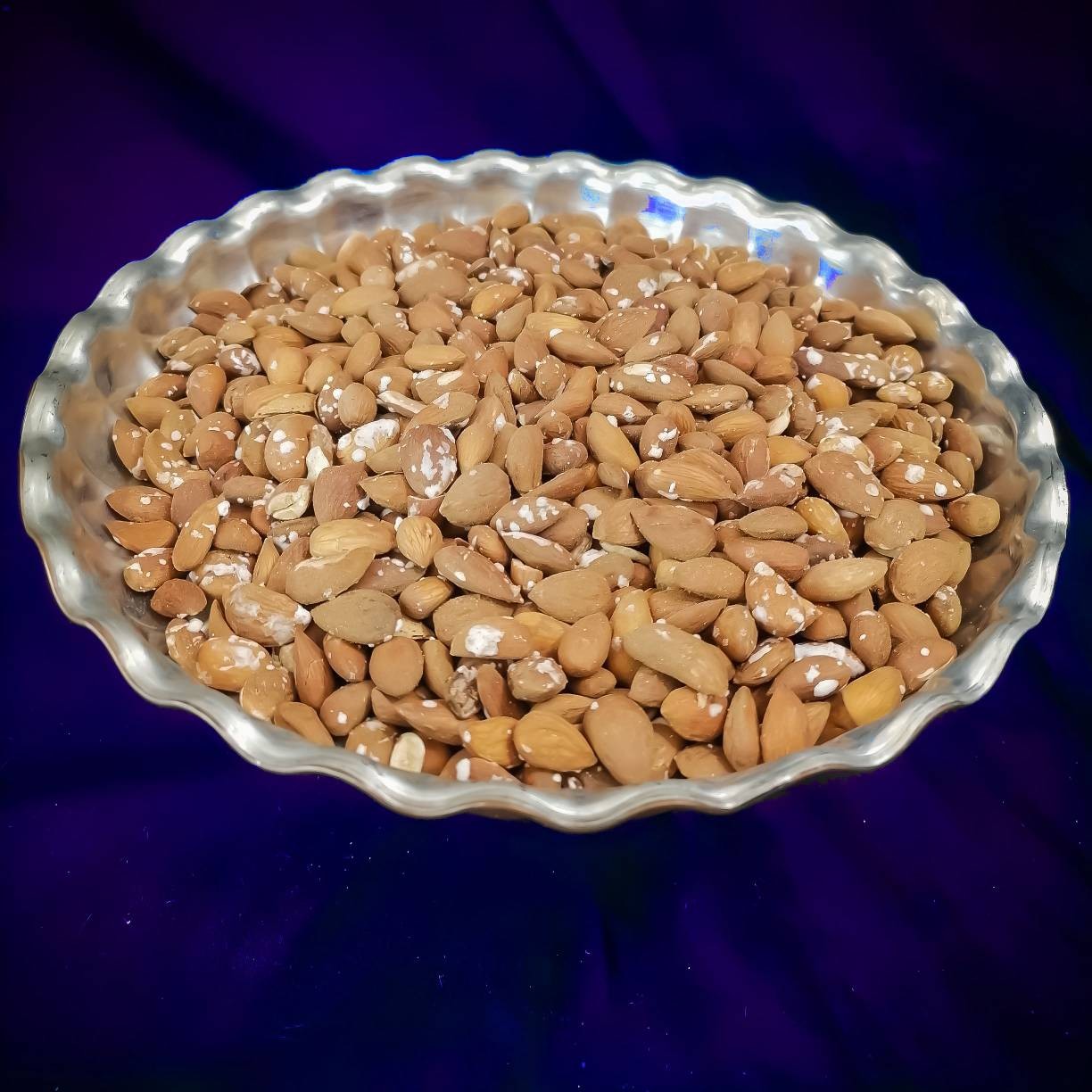 مغز بادام شور ترد و درجه یک سنندجی (  500 گرمی) - ارسال رایگان